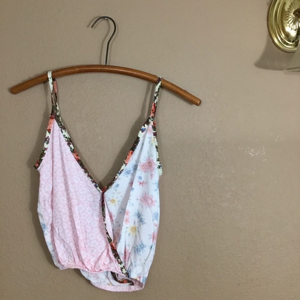 Urban outfitters || urban renewal vintage crop